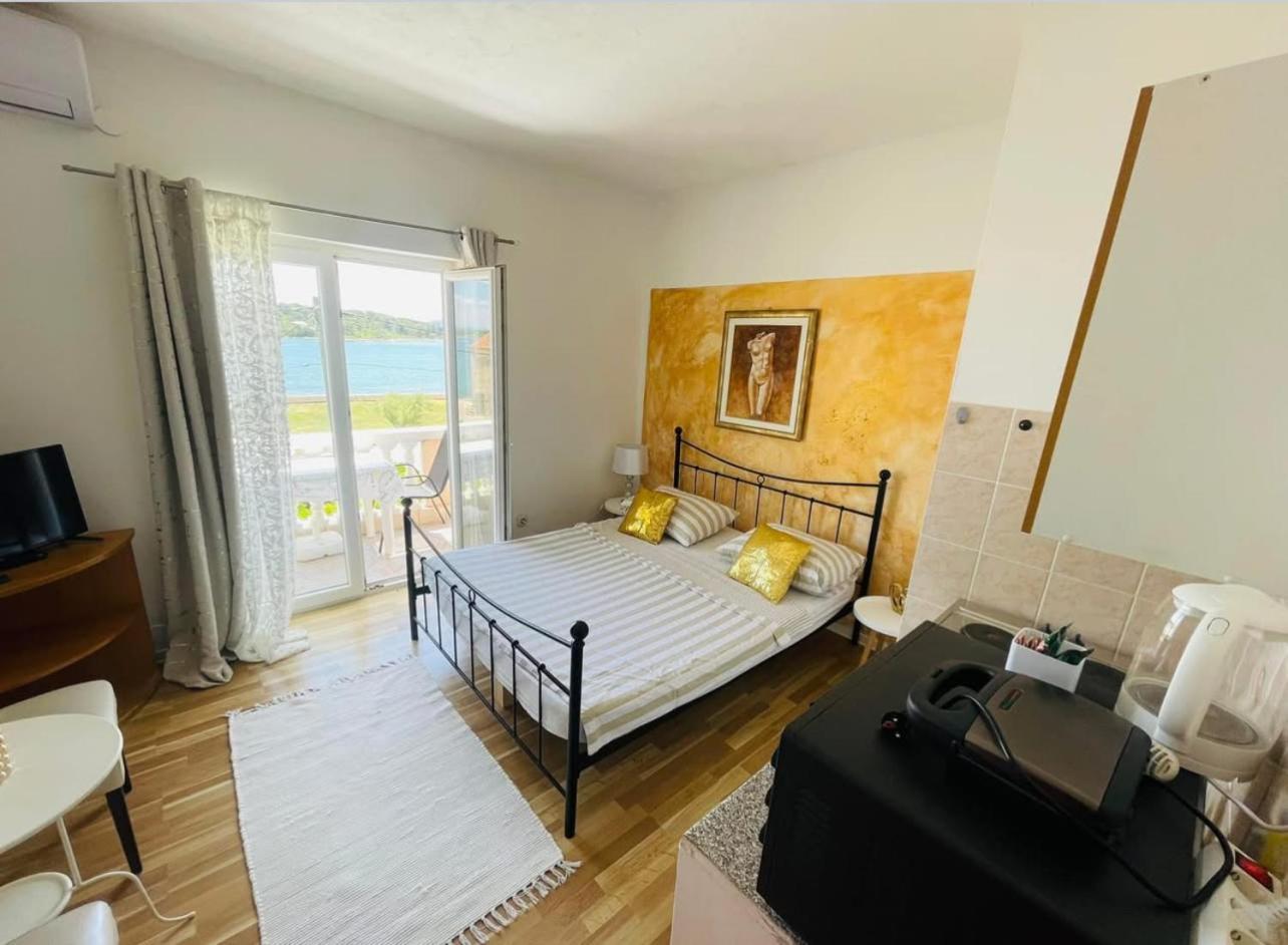 Apartments Esperanza Pašman Exterior foto